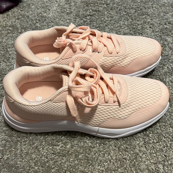 Avia Shoes - Avia Size 10 Blush Pink Sneakers New Never Worn No Tags